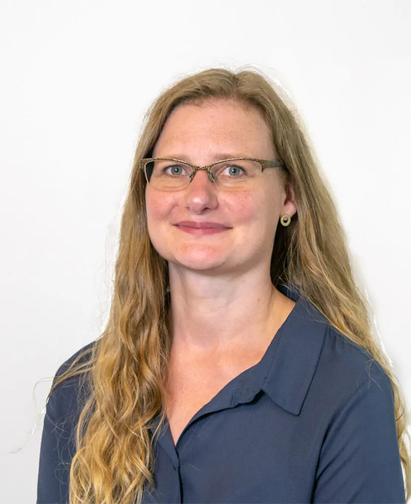 medarbejder Lena Holt