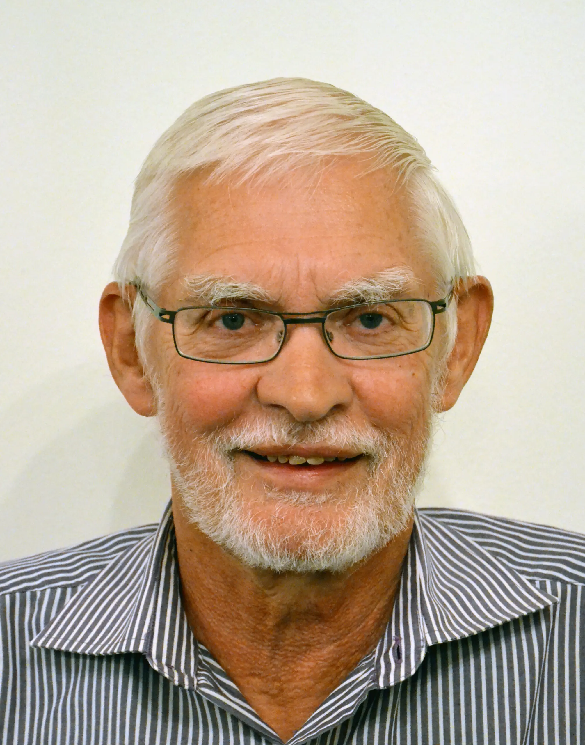 Niels Erik K Bach